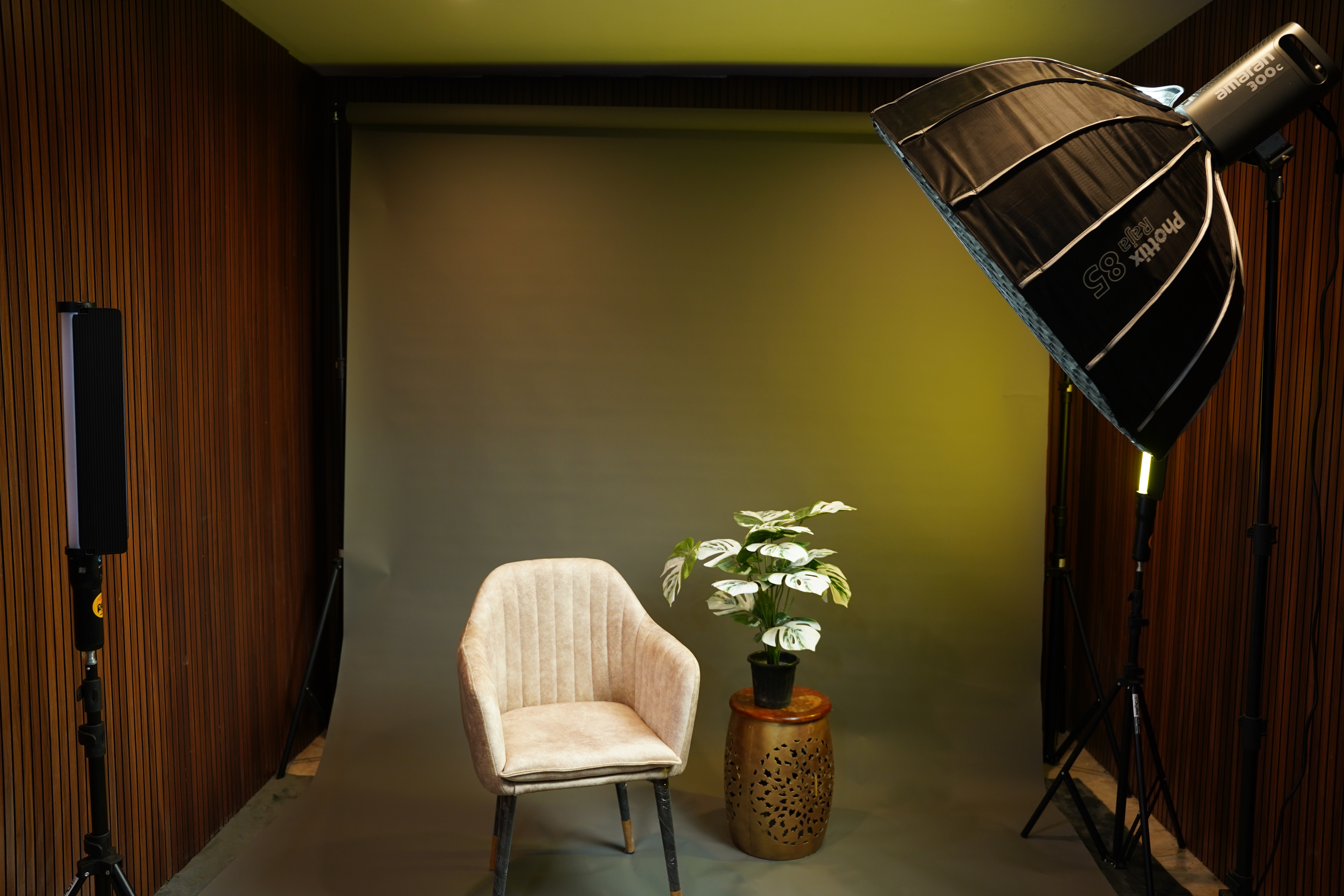 CT25 professional studio interior lighting