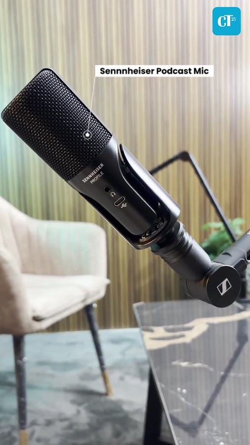 Sennheiser podcast microphone at CT25 Studio